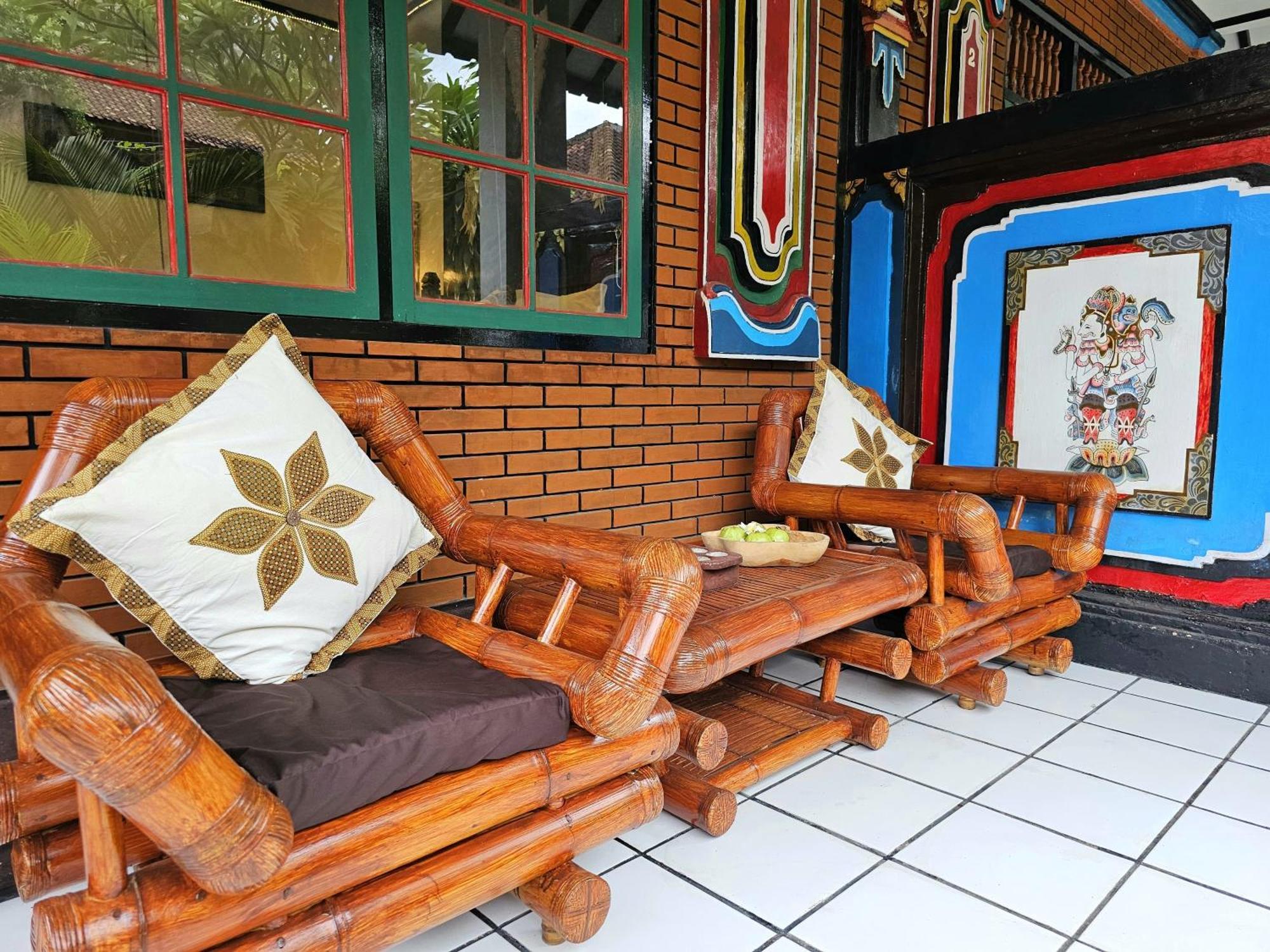 Lovina Binaria Museum Hotel מראה חיצוני תמונה