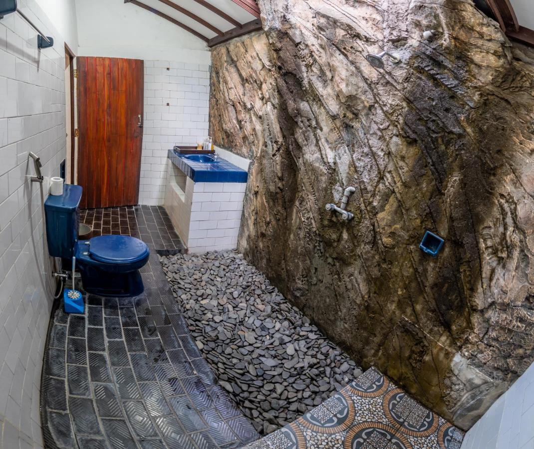 Lovina Binaria Museum Hotel מראה חיצוני תמונה