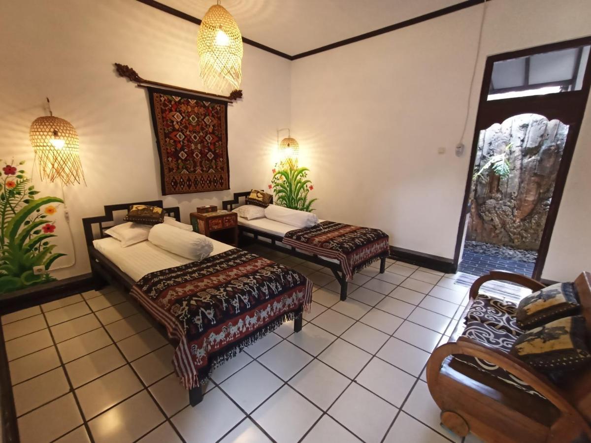 Lovina Binaria Museum Hotel מראה חיצוני תמונה